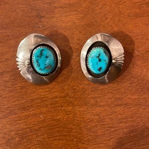 NATIVE AMERICAN NAVAJO STERLING AND TURQUOISE EARRINGS STUNNING 😍